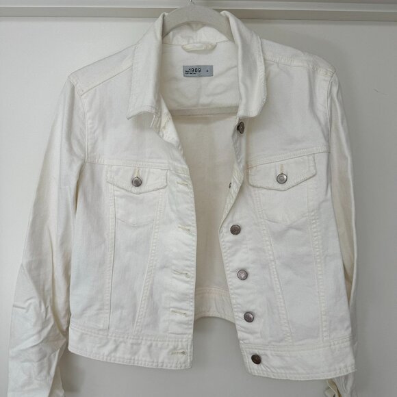 GAP White Denim Jacket, Size Small - Picture 1 of 2